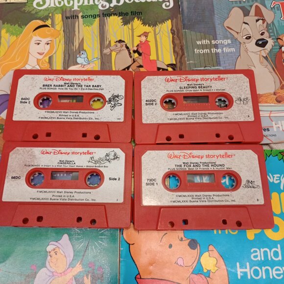 Vtg Walt Disney Books and Cassette Tapes Read Along Lot of 8 Books & 4 Cassettes - Picture 6 of 6